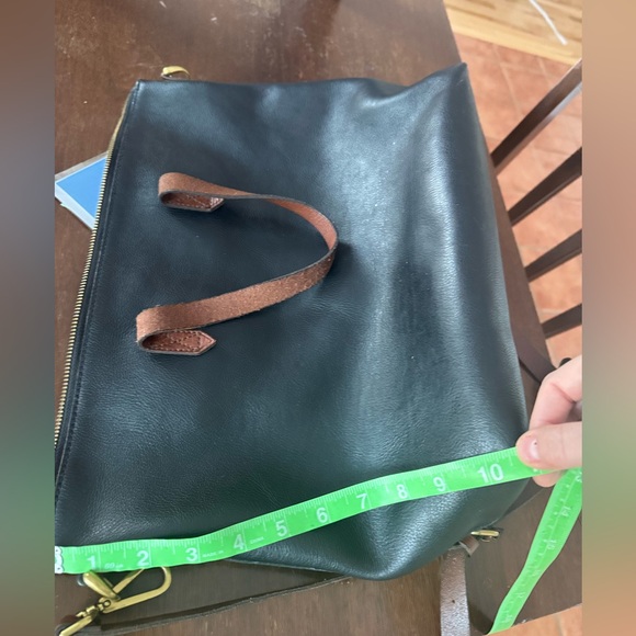 Madewell Women's The Zip-Top Transport Carryall in black brown trim leather - Picture 7 of 7